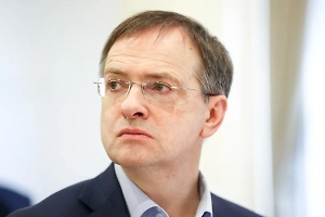 «Настроены на серьёзную работу»: Мединский вышел на связь из Стамбула