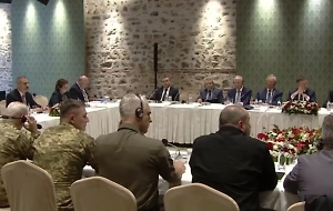 Украинская делегация привела переводчика на переговоры в Стамбуле и оставила не у дел