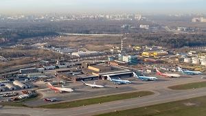 Главарь банды привлёк более 23 человек к хищению денег у бойцов СВО в Шереметьево