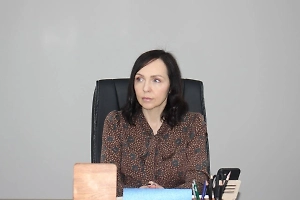 «Ошибка по глупости»: Вологодская чиновница оправдалась за поведение дочки после ролика об СВО