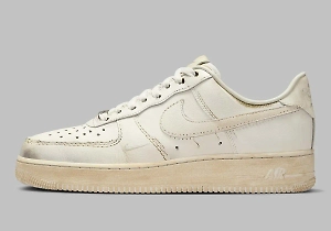 Nike представил «грязные» кроссовки за 10 тысяч рублей 