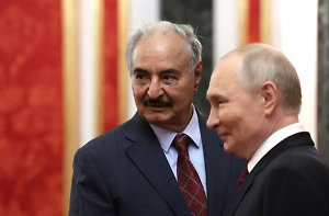 Путин встретился с Главнокомандующим Ливийской национальной армией Хафтаром