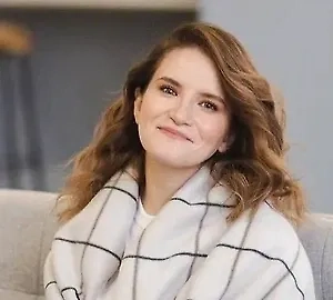 Если у человека стресс вызывает тревогу и голод – еда становится способом успокоиться, который запускает дофаминовый отклик. У других – наоборот, активируется реакция «бей или беги», при которой пищеварение «выключается». Кровь отходит от ЖКТ к мышцам и аппетит пропадает.