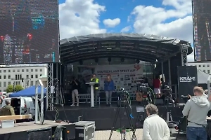 Акция протеста охватила Берлин: 10 тысяч человек вышли на улицы с неожиданным требованием
