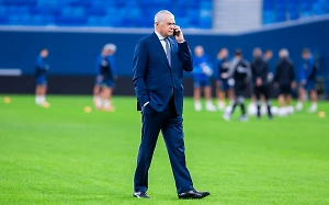 Ни одного трофея: Медведев может уйти из «Зенита» после провала на 100-летие клуба
