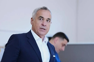 Экс-кандидат в президенты Румынии Джеорджеску заявил, что уходит из политики