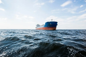 ЕС готовит санкции против трёх компаний, предоставлявших «фальшивые флаги» для танкеров РФ