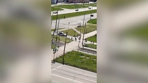 Суровый челябинский самокатчик поверил в себя и воплотил в жизнь сцену из GTA с полицейской погоней