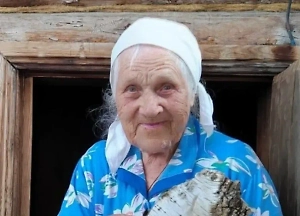 Встреча проходила в Кремле около двух часов. На встрече был лично Владимир Владимирович Путин и почти всё наше правительство. Встреча прошла очень душевно, очень душевно прошла. Я выступала самой последней из нашей компании. И я даже растерялась, когда ещё передо мной многие не выступили, а Владимир Владимирович Путин говорит: «бабушка Женя, рассказывай». И вот, понимаете, вот эта вот неформальность, вот это всё хорошо, вот настолько это трогает сердце до мурашек!