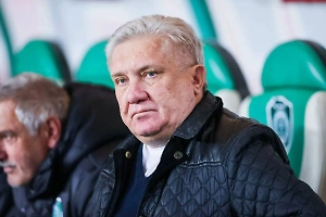 Сергей Ташуев покинул пост главного тренера «Ахмата» после поражения от «Урала»
