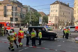 Наезд внедорожника на прохожих в Штутгарте признан несчастным случаем