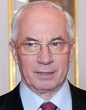 Итогов спустя шесть лет Зеленского можно много подводить. Первый и главный итог — это война, которая с его приходом идёт уже более трёх лет. Это сотни тысяч погибших, разрушенная экономика, трагедия. Так что итог, мне кажется, очевиден совершенно.