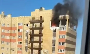 Град обломков: Камера сняла, как мощный взрыв изнутри разнёс многоэтажку в Ставрополе