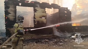 Пожар уничтожил семь построек в детском лагере «Огонёк» в Забайкалье