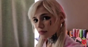 Барби-закладчица из Петербурга попалась на продаже наркотиков в перерывах между рэпом и стримами