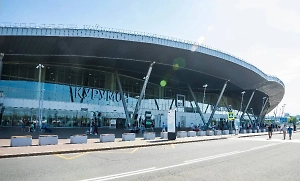 Аэропорт Самары временно ограничил приём и выпуск самолётов