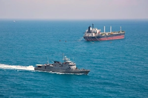 В Южно-Китайском море между кораблями Филиппин и Китая произошла стычка