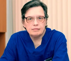 Ожог — это просто рана, через которую может попасть инфекция. Сахарный диабет — это как условие, как сахарный бульон или сироп, в который попадают микробы, и им там очень комфортно. Естественно, что у человека с высоким уровнем сахара в крови распространение инфекции пойдёт быстрее.