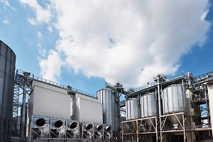 «Бьют прицельно»: ВСУ захотели оставить жителей Запорожской области без молока