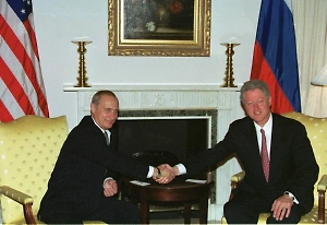 Путин рассказал об отношениях РФ и США 25 лет назад: Президенты могли пить чай в Кремле