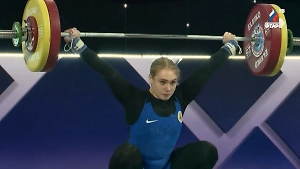 Юная россиянка подняла 235 кг и выиграла чемпионат мира по тяжёлой атлетике