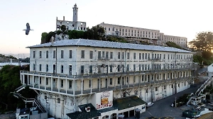 «Тюрьмы забиты людьми»: В Госдуме объяснили, почему Трамп заинтересовался Алькатрасом