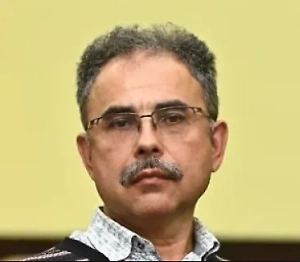 А вот в отсутствие пользования интернета, если этот рубильник выключится, всемирный, что они будут демонстрировать, какие у них навыки есть, что они руками умеют? Это всё-таки другие немножко характеристики. Это не социализация, это не коллективный разум, это просто пустое потребление.