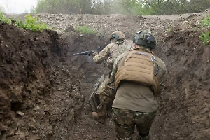 Найденная под Артёмовском медаль «За отвагу» вернулась потомкам Героя ВОВ