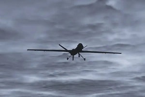 Неопознанные дроны этой ночью заметили над четырьмя аэропортами Дании