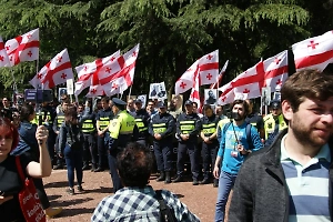 Традиции живы: Россиянка из Тбилиси рассказала, как в Грузии относятся ко Дню Победы