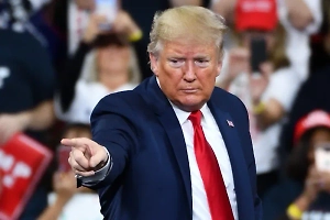 Трамп назвал фон дер Ляйен потрясающей и пожелал встретиться с ней