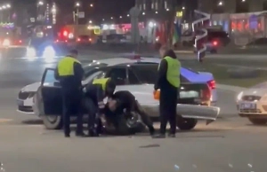 Полиция устроила погоню со стрельбой за пьяным водителем на Audi в Ухте