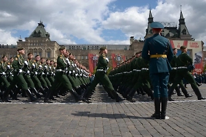 В Москве — парад, в Анталье — «Катюша»: Туристы в Турции отметили День Победы