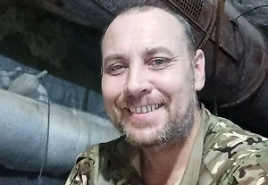 Родные погибшего комбата-героя Отмели посетили Парад Победы в Москве