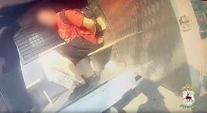 36-летний россиянин с бензопилой напал на прохожего и чуть не отрезал ему руку