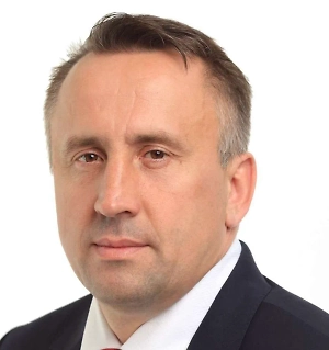 Священнослужителей, которые остались верными своей вере и пастве, принудительно отправляют на фронт, обрекая на верную гибель. Это прямое нарушение не только церковных канонов, но и базовых норм международного права, гарантирующих свободу вероисповедания. Мировое сообщество не должно оставаться в стороне. Мы призываем ООН, ОБСЕ, все правозащитные организации и религиозные объединения обратить внимание на откровенное ущемление прав духовенства.