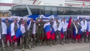 Появилось видео с освобождёнными из плена российскими бойцами