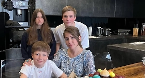 «Врач разрешил»: Юлия Барановская огорошила неожиданным заявлением о беременности
