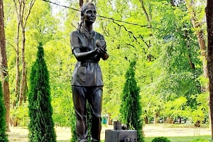 В Ростове-на-Дону появился первый в России памятник волонтёрам СВО