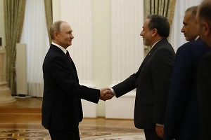 Глава МИД Ирана не затрагивал тему ответа на удары США в беседе с Путиным 