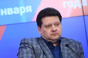 Трамп интерес к альянсу потерял задолго до того, как на первый срок был избран. Говорил об этом с разной степенью открытости и с разной степенью прямоты. Трамп говорил о том, что НАТО устарело ещё с 2015 года как минимум. Хотя люди, которые глубже его изучали, знают, что он чуть ли не с 90-х годов об этом говорил постоянно. 