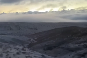 Самая засушливая пустыня в мире Атакама покрылась снегом впервые за 10 лет