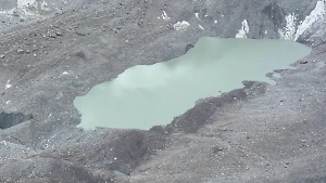 В Киргизии из-за прорыва горного озера эвакуировали 950 человек