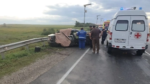 Двое детей погибли в массовом ДТП с фурами под Волгоградом