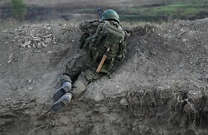 Раненый боец СВО пять дней полз к своим, получая помощь с неба