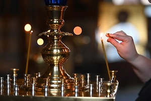 В РПЦ объяснили отношение к празднованию дня рождения усопшего