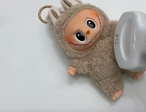 Московские врачи проверили Лабубу на УЗИ