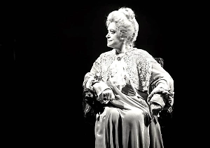 Прощание с Валентиной Талызиной пройдёт в Театре Моссовета