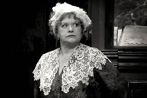 Играла с Раневской и влюбилась в Щербакова: Невероятные приключения Валентины Талызиной