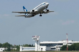 18 тысяч человек следят за полётом одинокого белорусского «боинга» в Минск через Иран